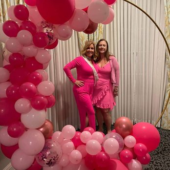 Royal Park Hotel - Besties for 45 years! - Hotels Near Me - Rochester, Michigan Royal Park Hotel - Besties for 45 years! - Hotels Near Me - Rochester, Michigan