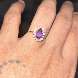 Golden Treasure Jewelers - Engagement ring