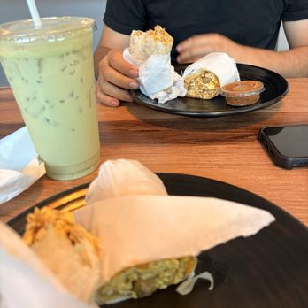 Verdeli Cafe - chorizo burrito , classic burrito & iced vanilla matcha - Cafes Near Me - San Diego, California Verdeli Cafe - chorizo burrito , classic burrito & iced vanilla matcha - Cafes Near Me - San Diego, California