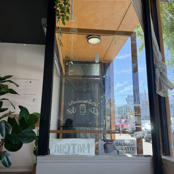 Diamond Coffee N Pastry - Entrance - Coffee & Tea Near Me - San Francisco, California Diamond Coffee N Pastry - Entrance - Coffee & Tea Near Me - San Francisco, California