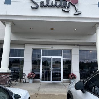 Salute - The outside - Italian Near Me - Rocky Hill, Connecticut