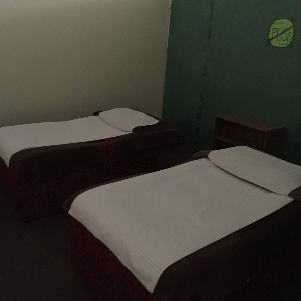 Refresh Massage - Room - Massage Near Me - Las Vegas, Nevada Refresh Massage - Room - Massage Near Me - Las Vegas, Nevada