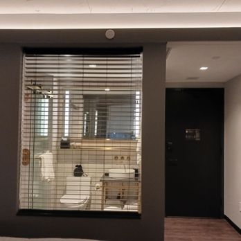 Grayson Hotel - when did a window into the bathroom become a thing? - Hotels Near Me - New York, New York