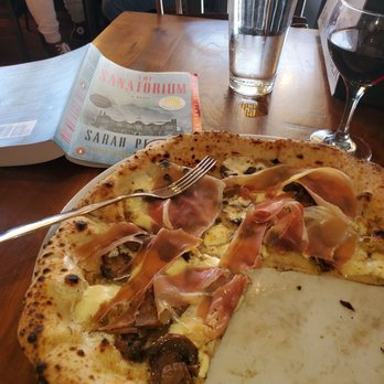 Mercurio's Shadyside - Pizza Del Re with the House wine and an excellent book.... - Pizza Near Me - Pittsburgh, Pennsylvania