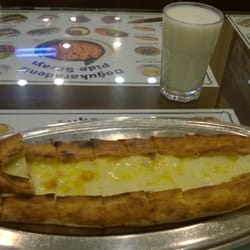Doğu Karadeniz Pide Sarayı - Kaşarlı pide