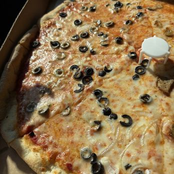 Ginos Real New york Pizza - Pizza Near Me - Myrtle Beach, South Carolina Ginos Real New york Pizza - Pizza Near Me - Myrtle Beach, South Carolina