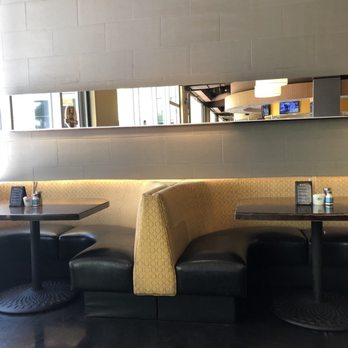 Breakfast Club - Dining room - Breakfast & Brunch Near Me - Phoenix, Arizona