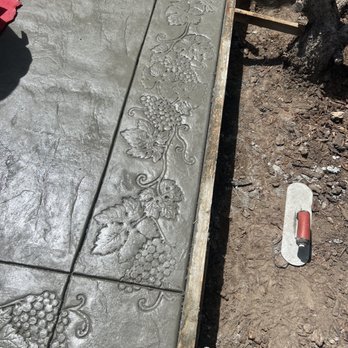 Land FX - Italian Slate Stamp with 8"Grape Vineyard border! - Masonry/Concrete Near Me - Kennewick, Washington Land FX - Italian Slate Stamp with 8"Grape Vineyard border! - Masonry/Concrete Near Me - Kennewick, Washington