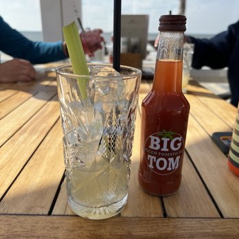 Alexander Beach Club - Diners Near Me - Noordwijk, ZH