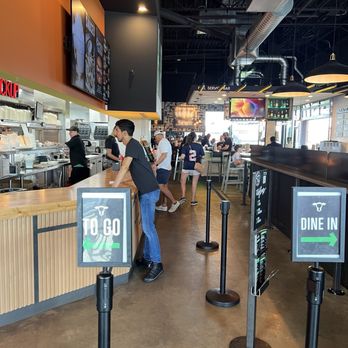 Hopdoddy Burger Bar - Front counter interior - Burgers Near Me - Richmond, Texas