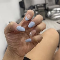 Platinum Nail Bar