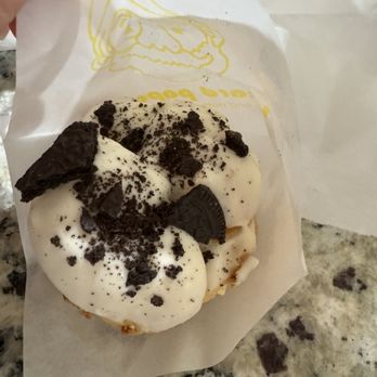 Beard Papa's - Bakeries Near Me - Katy, Texas