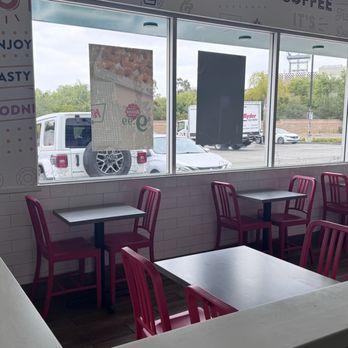 Krispy Kreme - Donuts Near Me - Gardena, California