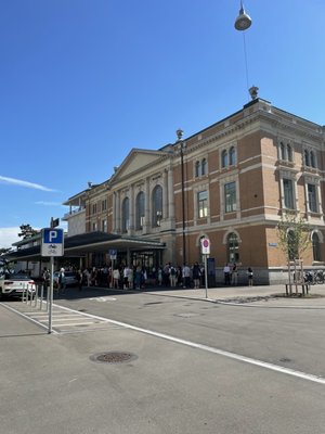 Tonhalle Zürich by null