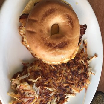 V Boulevard Cafe - Breakfast sandwich 3.5 stars - Coffee & Tea Near Me - Glendale, California