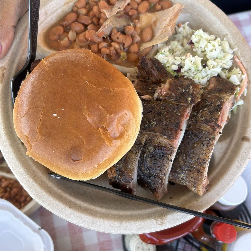 Big John's Texas BBQ - Ribs, Brisket Sandwich , Cowboy Beans, Coleslaw - Barbeque Near Me - Page, Arizona Big John's Texas BBQ - Ribs, Brisket Sandwich , Cowboy Beans, Coleslaw - Barbeque Near Me - Page, Arizona
