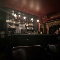 The Hi Brau Room - Bar area