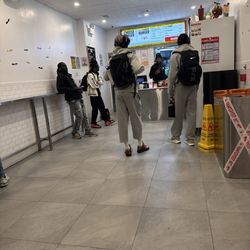 7th Street Burger Harlem - 7th st does a bustling late night takeout business on 125th, order ahead to avoid the 10-15min wait