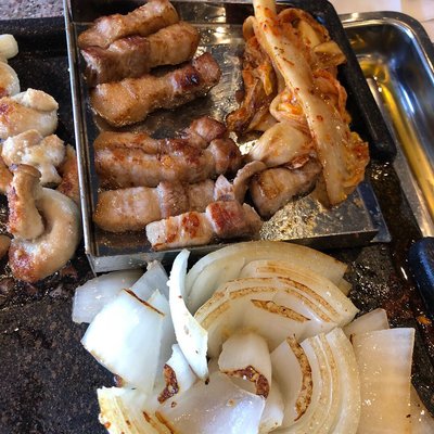 Moobongri BBQ (무봉리 생삼겹 BBQ) by null