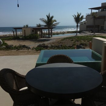 Marea Beachfront Villas - Private soaker - Resorts Near Me - Zihuatanejo, GRO Marea Beachfront Villas - Private soaker - Resorts Near Me - Zihuatanejo, GRO