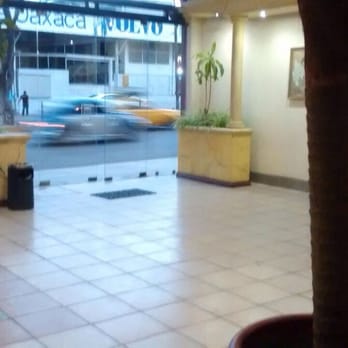 Hotel Calenda - Acceso principal - Hotels Near Me - Centro, OAX
