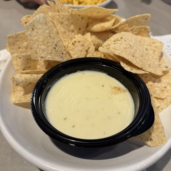 Wings and Rings - New American Near Me - Frankfort, Kentucky