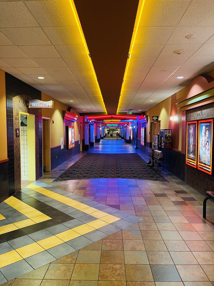 REGAL WESTCHESTER COMMONS 54 Photos & 55 Reviews 361 Perimeter Dr