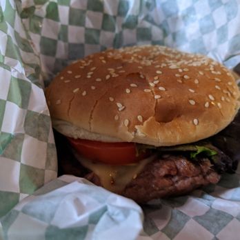 Pine House Cafe & Tavern - Beef burger - American Near Me - Mount Laguna, California Pine House Cafe & Tavern - Beef burger - American Near Me - Mount Laguna, California