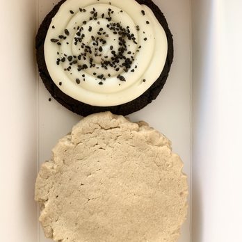 Crumbl - Henderson - Oreo, Peanut Butter Jamwich - Bakeries Near Me - Henderson, Nevada Crumbl - Henderson - Oreo, Peanut Butter Jamwich - Bakeries Near Me - Henderson, Nevada