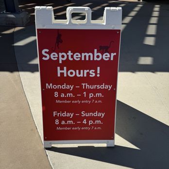 Phoenix Zoo - September hours - Zoos Near Me - Phoenix, Arizona Phoenix Zoo - September hours - Zoos Near Me - Phoenix, Arizona