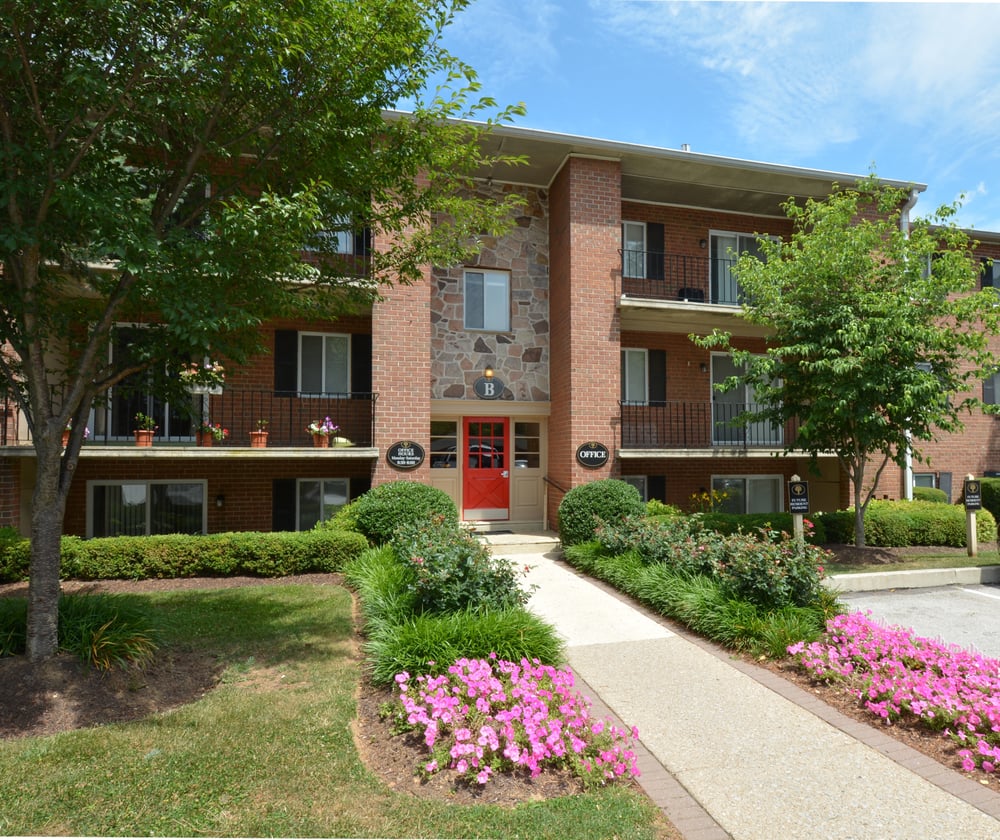 PAOLI PLACE APARTMENTS AND TOWNHOMES Updated August 2024 41 Photos