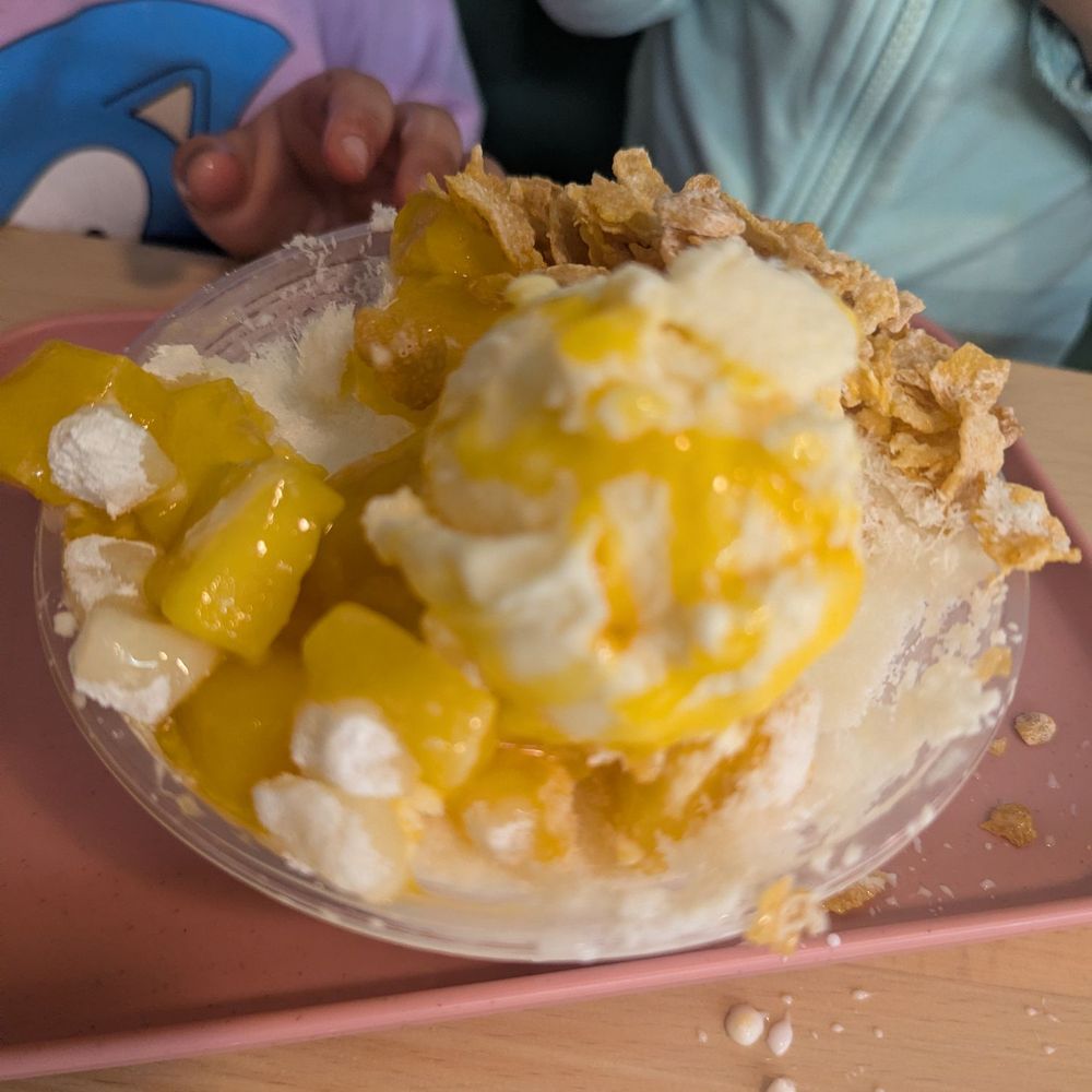 Mango House Cafe - Mango Bingsoo - Desserts Near Me - Arlington Heights, Illinois Mango House Cafe - Mango Bingsoo - Desserts Near Me - Arlington Heights, Illinois