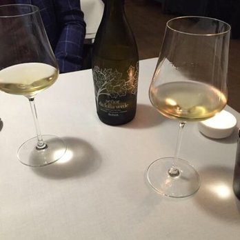 Montiel - Fabulous bottle of Albariño to pair with our meal - Mediterranean Near Me - Barcelona, B Montiel - Fabulous bottle of Albariño to pair with our meal - Mediterranean Near Me - Barcelona, B