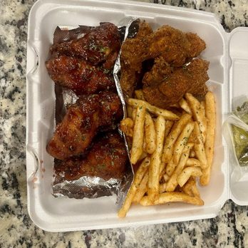 Rod's Kitchen - Wing Baskets - Seafood Near Me - Dallas, Texas Rod's Kitchen - Wing Baskets - Seafood Near Me - Dallas, Texas