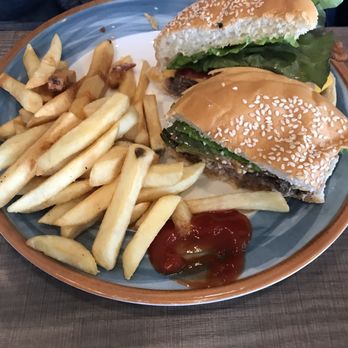 KING’S RESTAURANT - Updated October 2025 - 158 Photos & 105 Reviews ...