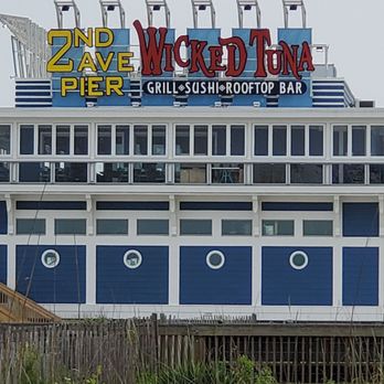 Wicked Tuna - False advertisement,  the bar is not on the rooftop. - New American Near Me - Myrtle Beach, South Carolina