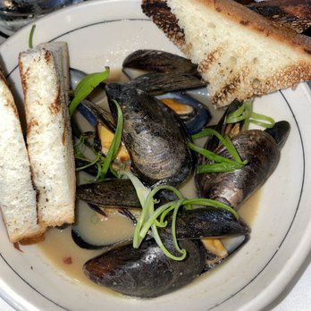 Riel - Mussels - New American Near Me - Houston, Texas Riel - Mussels - New American Near Me - Houston, Texas