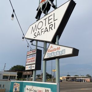 Motel Safari on Yelp