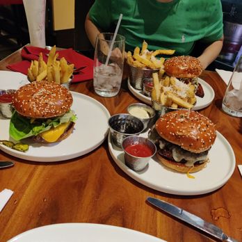 Gordon Ramsay Burger Las Vegas - Burgers Near Me - Las Vegas, Nevada Gordon Ramsay Burger Las Vegas - Burgers Near Me - Las Vegas, Nevada