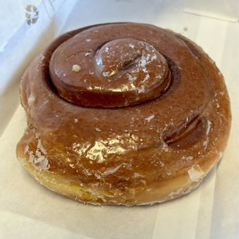 Kevin's Donuts - 05.26.24 Cinnamon Roll - Donuts Near Me - Red Bluff, California