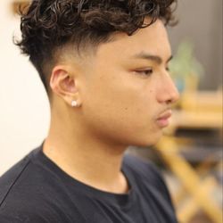 The Backhaus Parlour - Clean ass cut