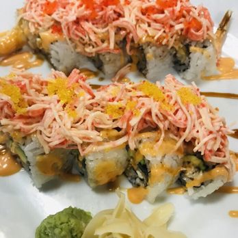 Oishii - Southside Roll and Golden Dragon sushi roll - Sushi Bars Near Me - Jacksonville, Florida Oishii - Southside Roll and Golden Dragon sushi roll - Sushi Bars Near Me - Jacksonville, Florida
