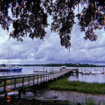 Skull Creek Dockside - The dock - Seafood Near Me - Hilton Head Island, South Carolina Skull Creek Dockside - The dock - Seafood Near Me - Hilton Head Island, South Carolina