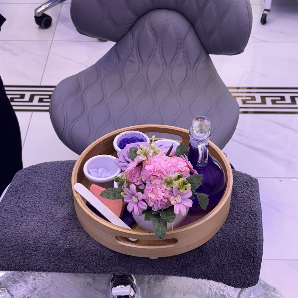 La Dolce Nail Spa - Purple whisper (lavender soak) pedicure - Nail Salons Near Me - Spring, Texas