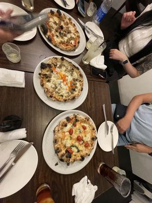 PST Higashi Azabu (Pizza Studio Tamaki Higashi Azabu) by null