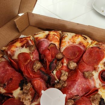 Market St Pizza & Deli - All meat pizza - Pizza Near Me - Redding, California Market St Pizza & Deli - All meat pizza - Pizza Near Me - Redding, California
