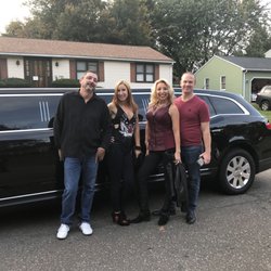 Lindsey Limousine - Leaving to see Gun's and Rose's  in this beautiful limousine from Lindsey Limousine