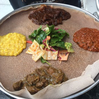 Demera - Ye-Wot and Vegetarian Messob for 1 - Ethiopian Near Me - Chicago, Illinois