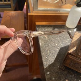 Stylish clear frames! Stylish clear frames!
