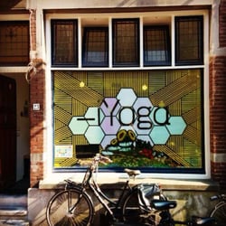 I Yoga - Street view